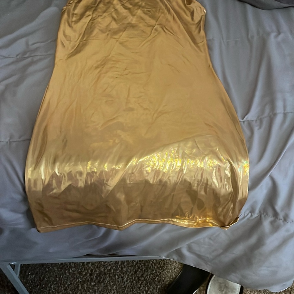 Elegant Gold One Shoulder Dress